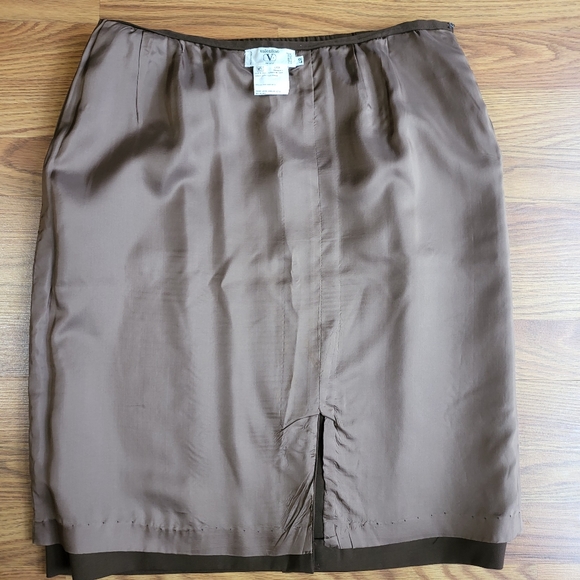 SOLD Authentic Vintage 1980s Valentino Miss V Wool Skirt . - Picture 5 of 12